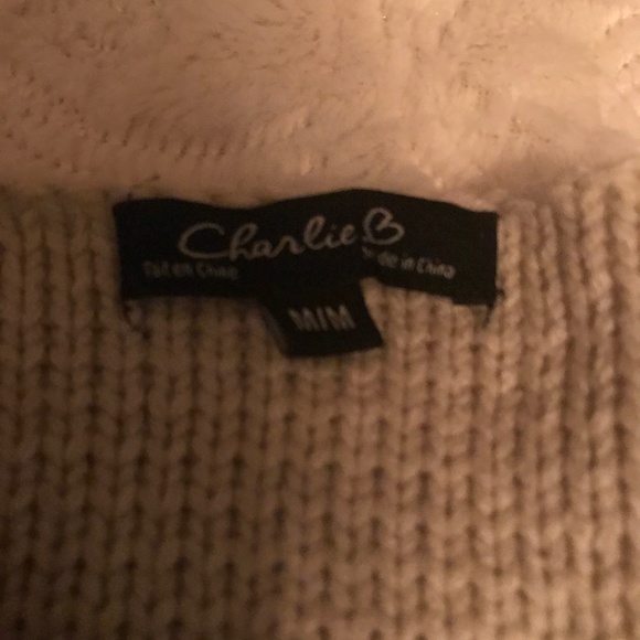 Charlie B faux fur sweater NWOT - Picture 4 of 4